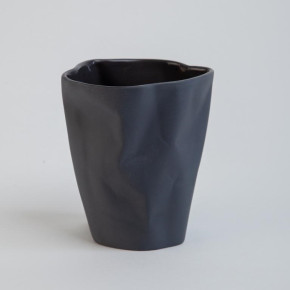 Чашка 370 мл без ручки серая  Cmielow Design Studio "BENT" / 163395