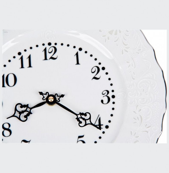 Часы настенные 27 см круглые  Thun &quot;Бернадотт /Платиновый узор&quot; / 021059